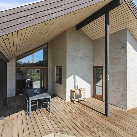 Holiday home Maiti - 300m From The Sea By Interhome